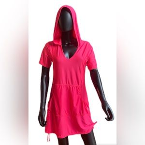 Free Country: Neon Pink Workout Beach-coverup Activewear Dress